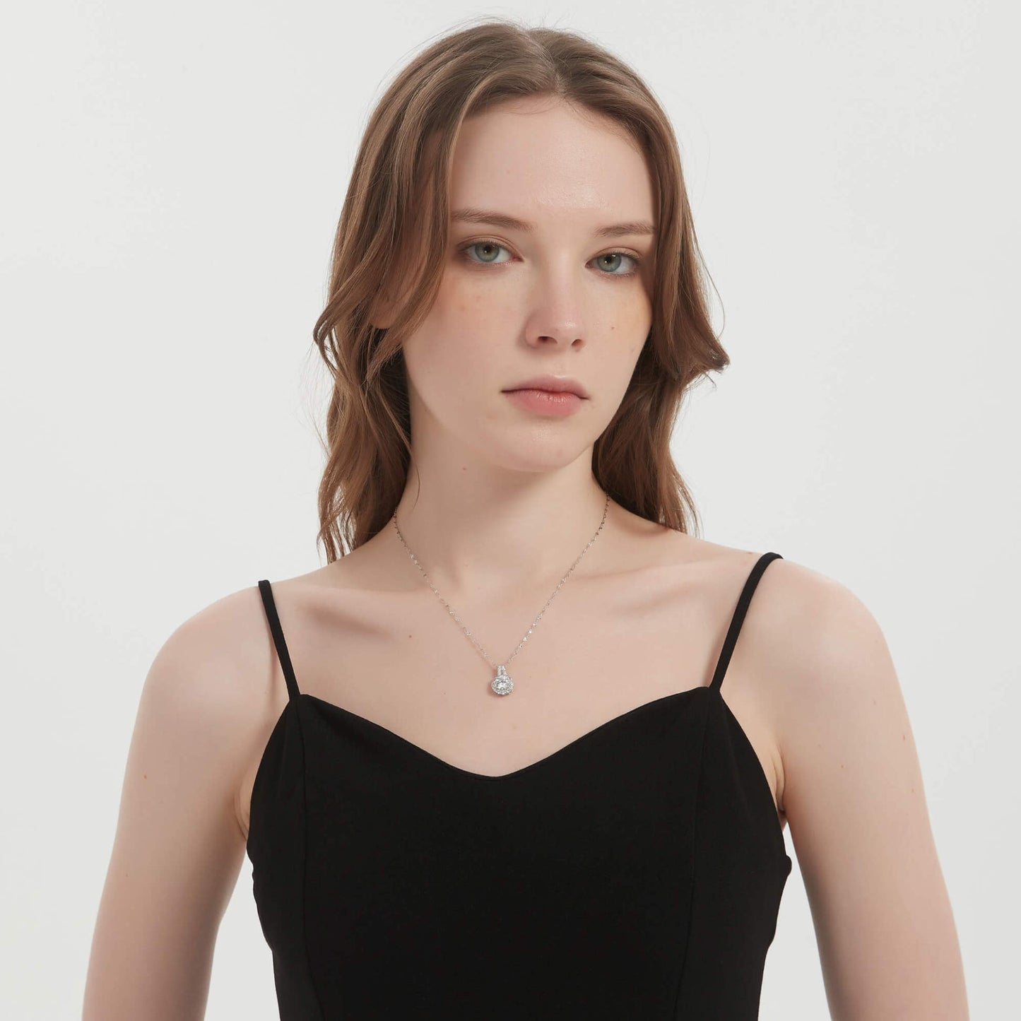 S925 Sunflower Moissanite Necklace